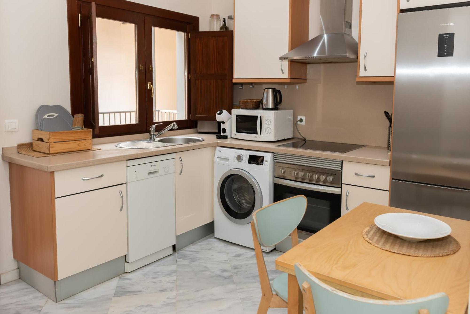 Charming & Quiet Apartment In Plaza Del Salvador Seville Exterior photo